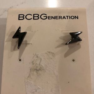 BCBG Metal Lightning bolt Studs